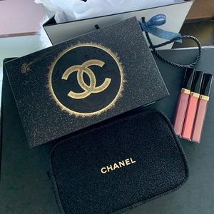 New Chanel Sheer Sensation Lipgloss Trio w/Pouch!!